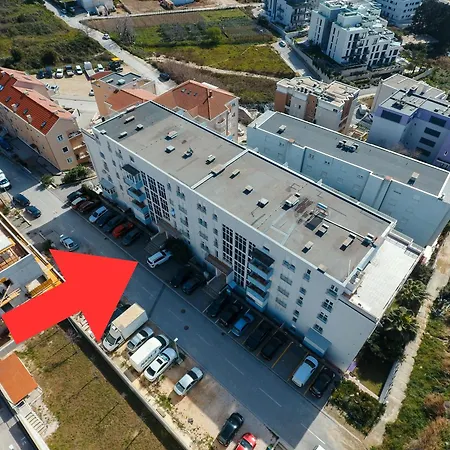 Apartment Comfy & Urban On Znjan Near Split