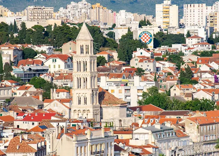 Comfy & Urban On Znjan Near Apartamento *