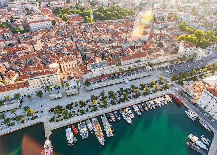 Comfy & Urban On Znjan Near Apartamento *