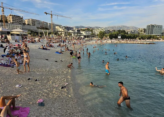 Comfy & Urban On Znjan Near