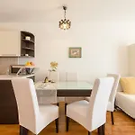 Daire Comfy & Urban On Znjan Near Split
