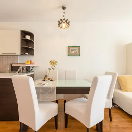 Appartement Comfy & Urban On Znjan Near Split